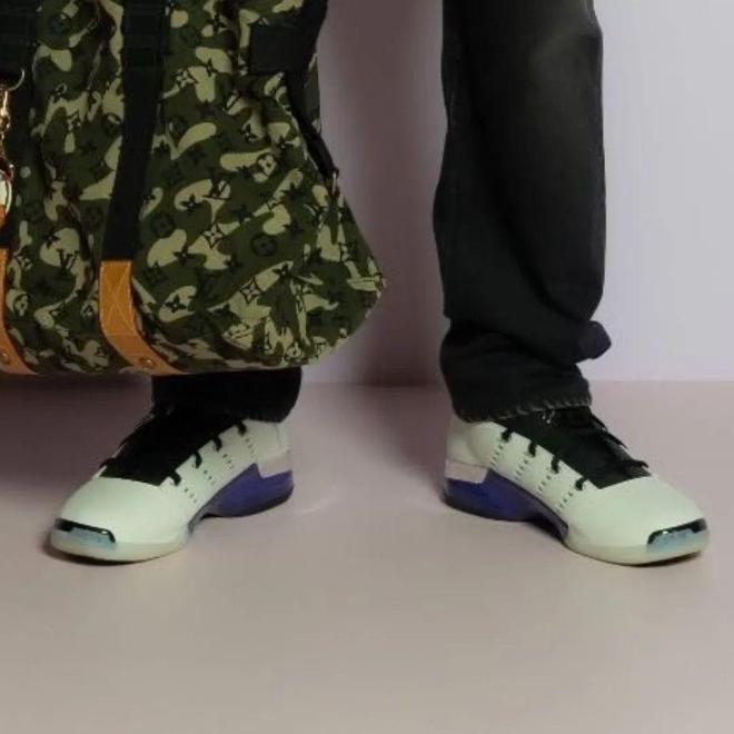 联名来了  10周年！黑扣碎 AJ1 确定再复刻！OG视讯确认市售！AMM x 